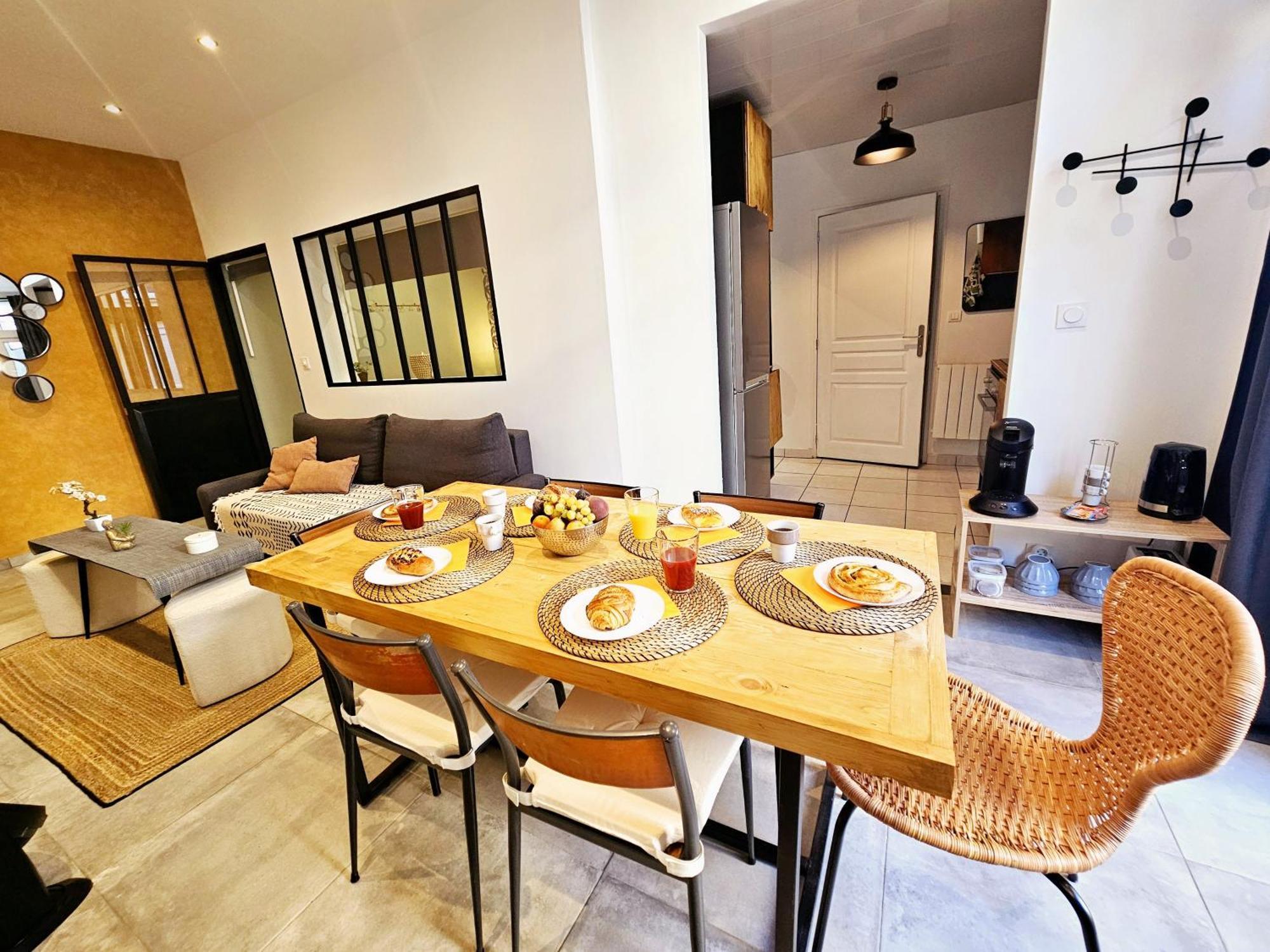Refuge Urbain - Ideal Pro, Familles & Amis - Le Calme En Hypercentre - Wifi Haut Debit - Netflix - Machine A Laver - Gare, Cathedrale, Commerces, Restaurants & Transports En Commun A Moins De 10 Minutes A Pied Reims Buitenkant foto