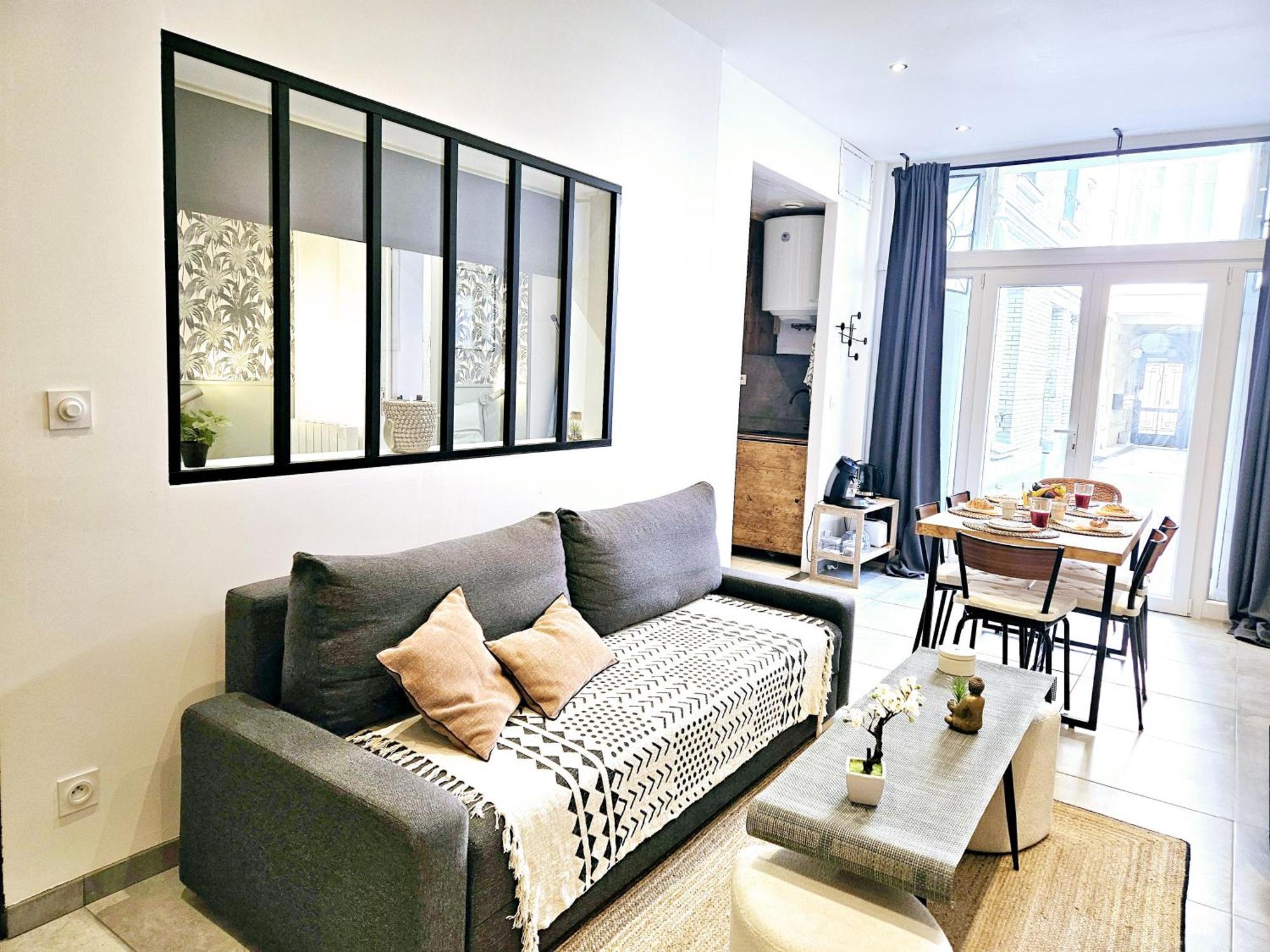 Refuge Urbain - Ideal Pro, Familles & Amis - Le Calme En Hypercentre - Wifi Haut Debit - Netflix - Machine A Laver - Gare, Cathedrale, Commerces, Restaurants & Transports En Commun A Moins De 10 Minutes A Pied Reims Buitenkant foto